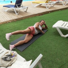 Activité gym au camping Cap Sud à Alénya, près de Saint-Cyprien